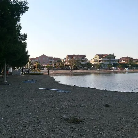Tara Appartement Povljana