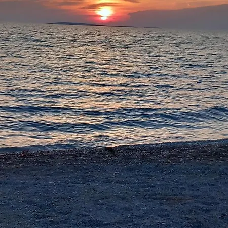 Tara Apartmán Povljana